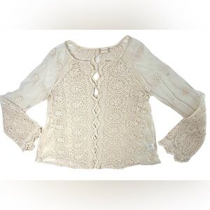 Altar’d State Women’s Ivory Cotton Lace Bell Sleeve Long Sleeve Top Size Small